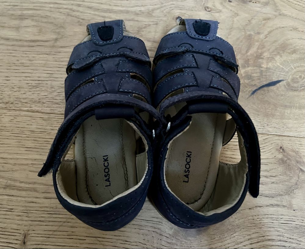Sandaly skórzane Lasocki 23