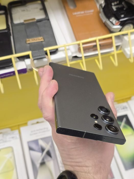 Samsung S23 Ultra 256gb лімітований колір