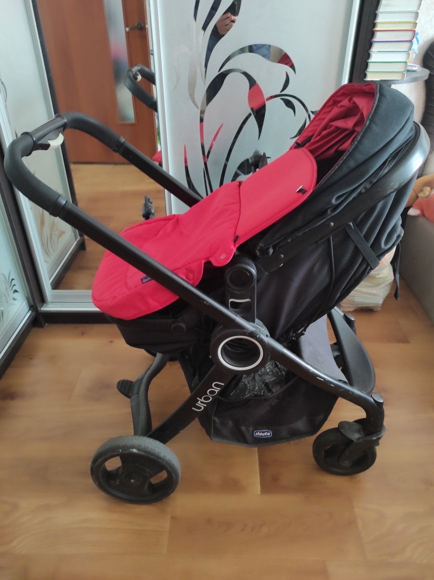 Універсальна коляска Chicco Urban Plus Stroller