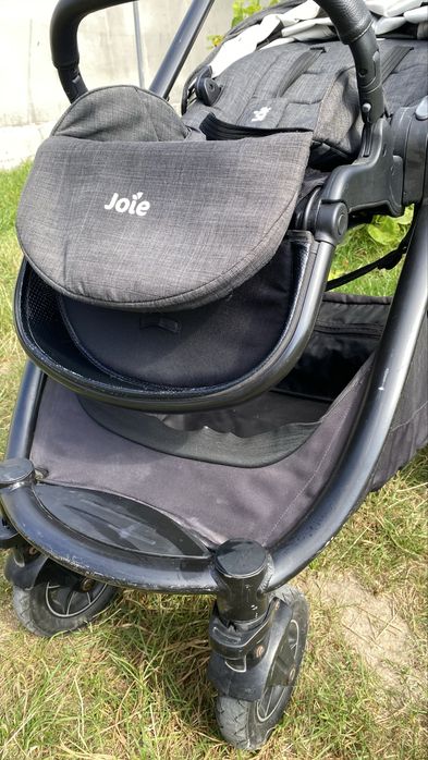 Дитяча коляска з зимовим коконом