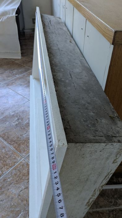 Móvel de parede com prateleiras