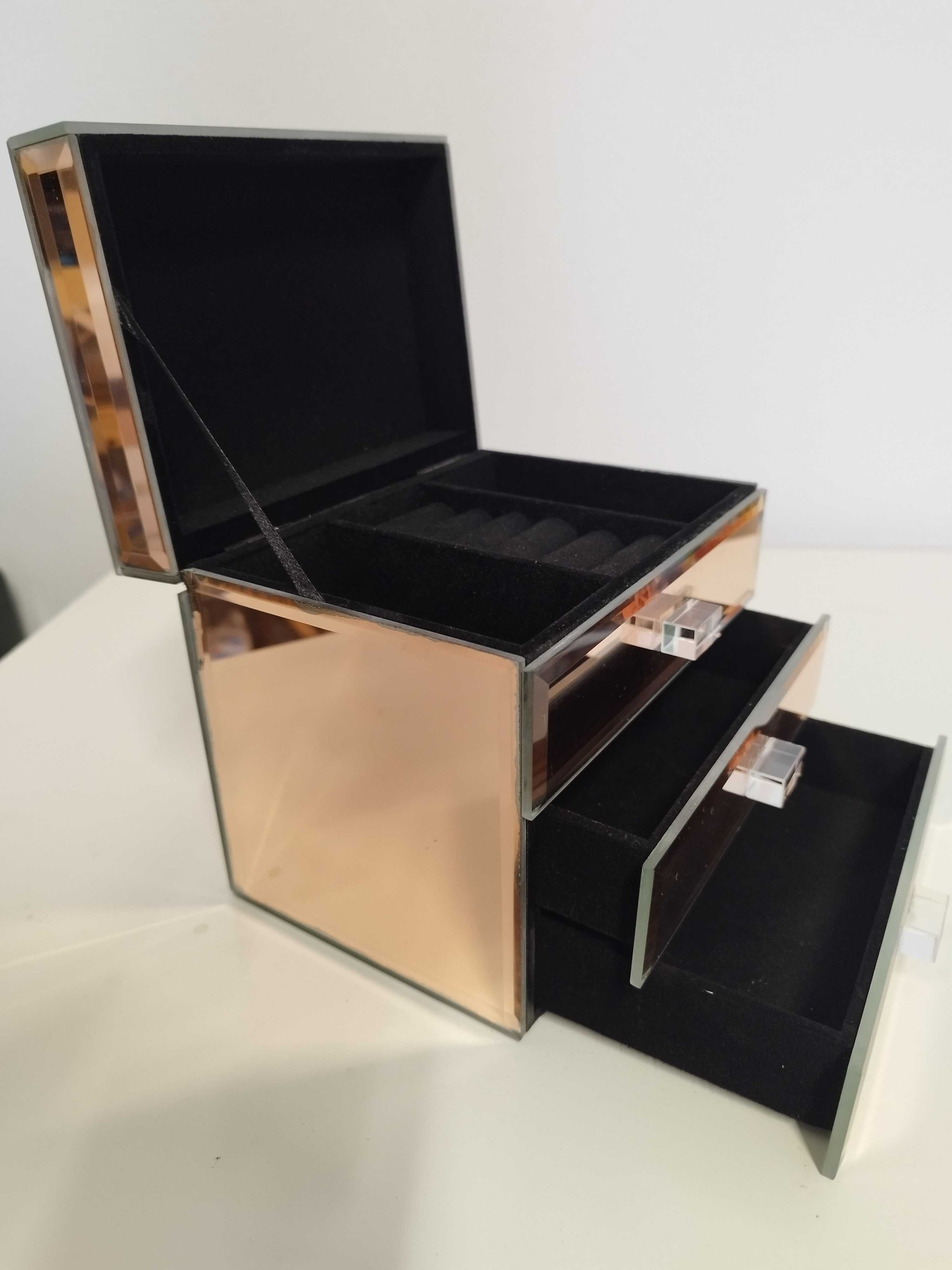 Kuferek pojemnik na biżuterię złoto akcesoria drobiazgi lustrzany