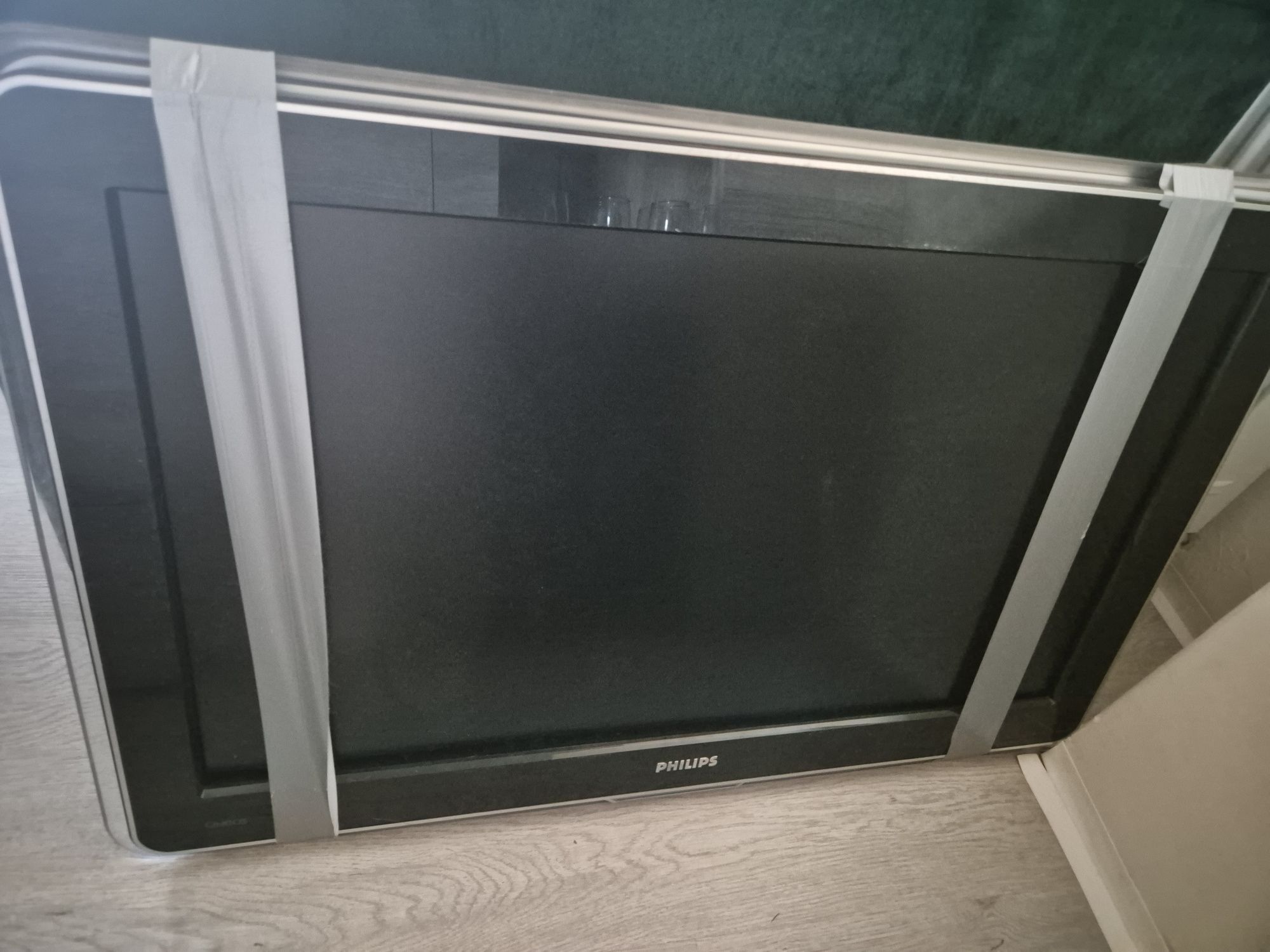 Telewizor na części