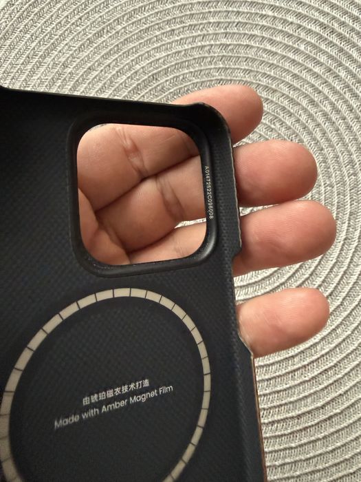 Продам чохол PITAKA на Iphone 15 pro, Sunset