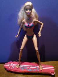 Barbie syrenka surferka