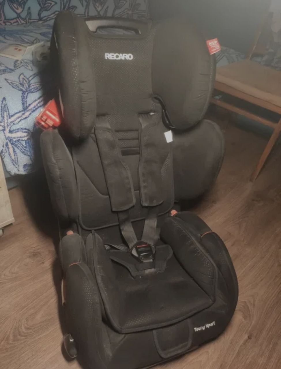 Автокрісло дитяче "Recaro young sport"