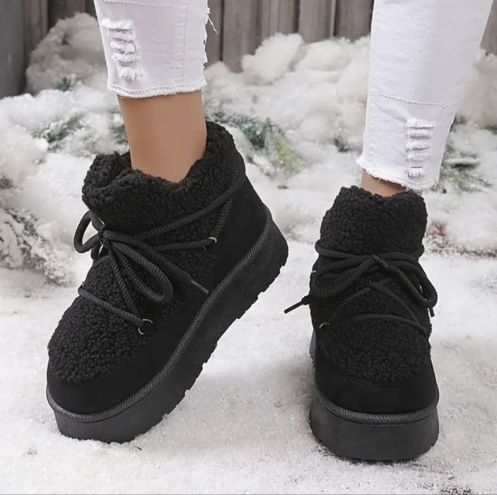 Місяцеходи жіночі молочні чорні 38р 38,5р 39р жіноче взуття