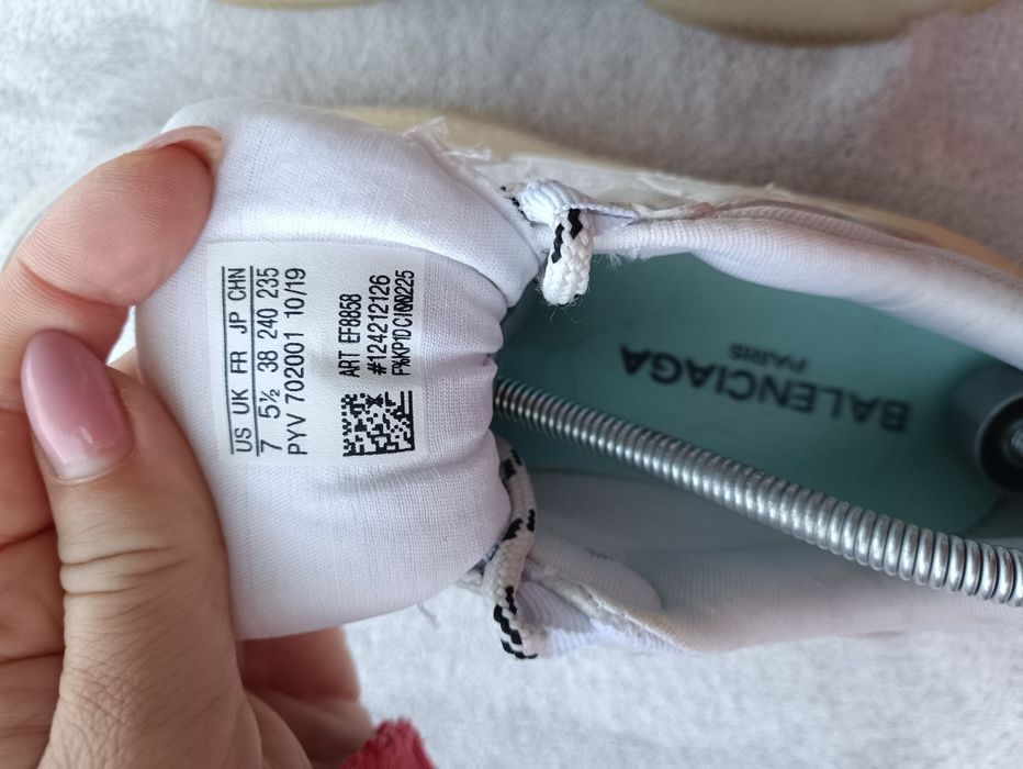 Женские кроссовки Balenciaga р37