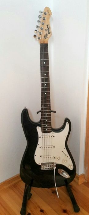 Gitara Scalloped Fretboard, żłobiony gryf, Hohner Stratocaster