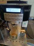Ekspres DeLonghi Magnafica S cappuccino