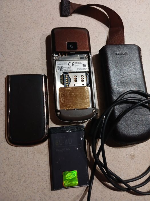 Nokia 8800 Arte продам