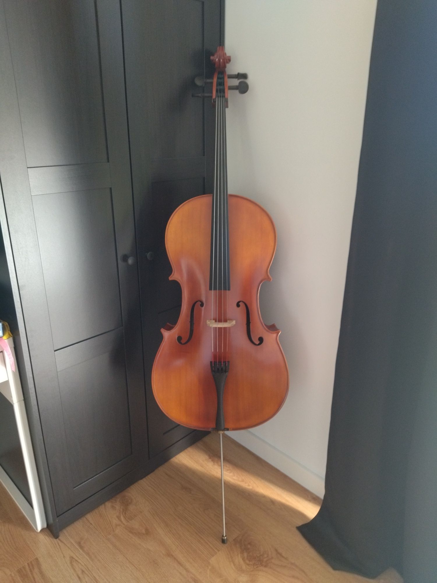 Wiolonczela 4/4 M-tunes No.140