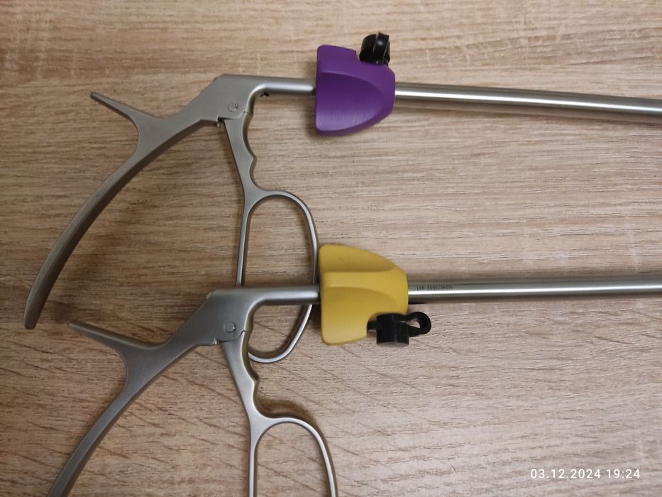 Кліпатор гемолок жовтий та фіолетовий.Клипатор гемолок жёлтый и фиолет