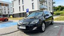 Opel Astra Opel Astra J Sports Tourer 1,7 CDTI 2011r.