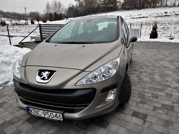 Peugeot 308, 2010r, 1,6 benzyna, 73 tyś przebiegu, 2x kpl nowych opon