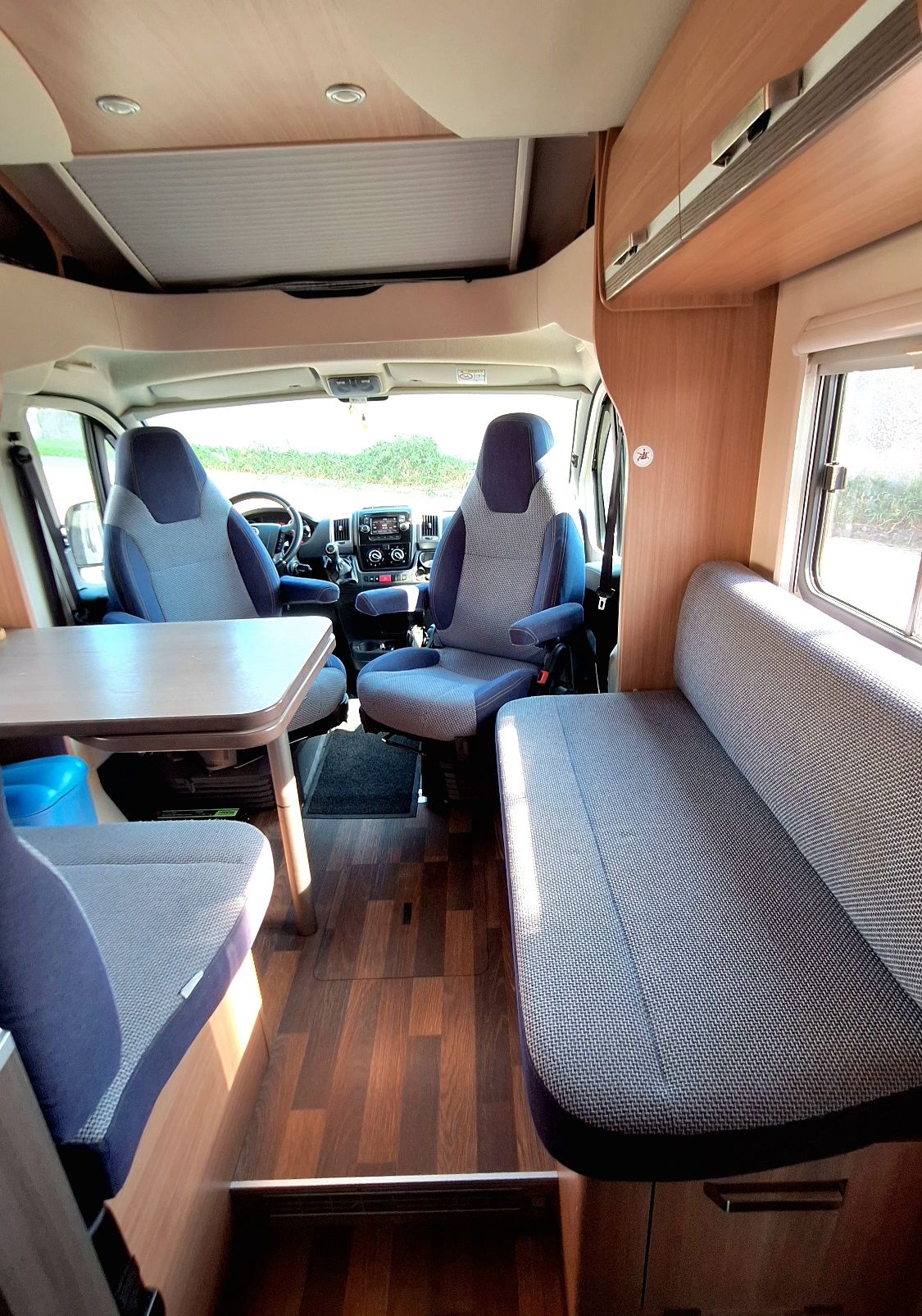 Autocaravana Knaus Sky wave perfilada c/nova de 2017