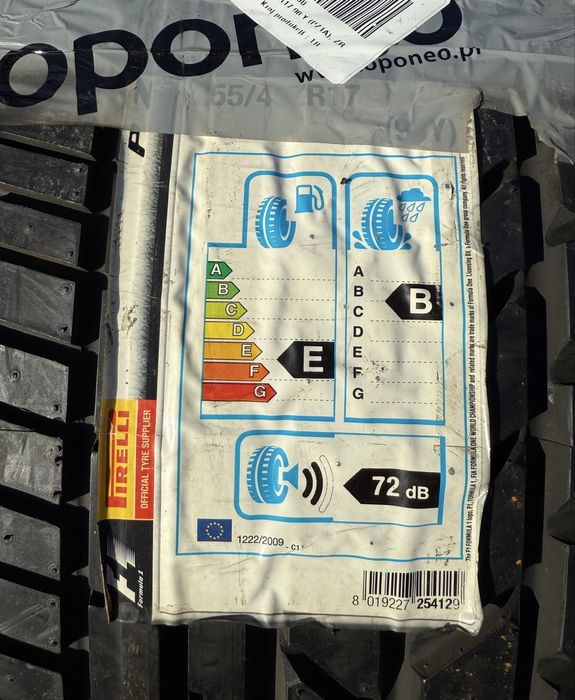 Pirelli P Zero Asimmetrico 255/45 R17 98 Y