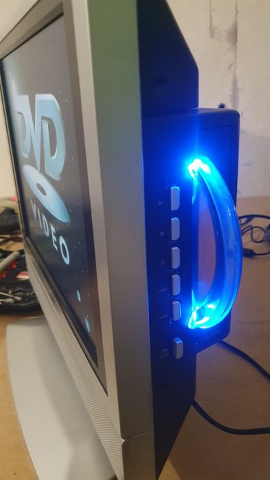 Monitor Technika z funkcją DVD