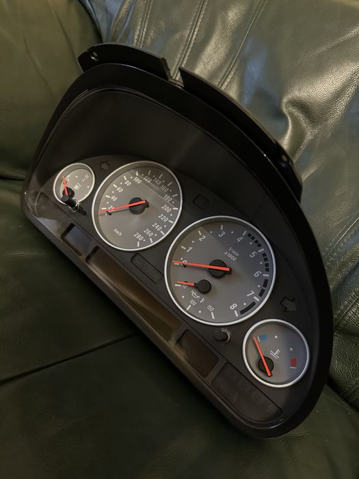 Приборка BMW 4.8IS 4.6IS E53 E39 E38 M5 приборна панель M62 N62 M54