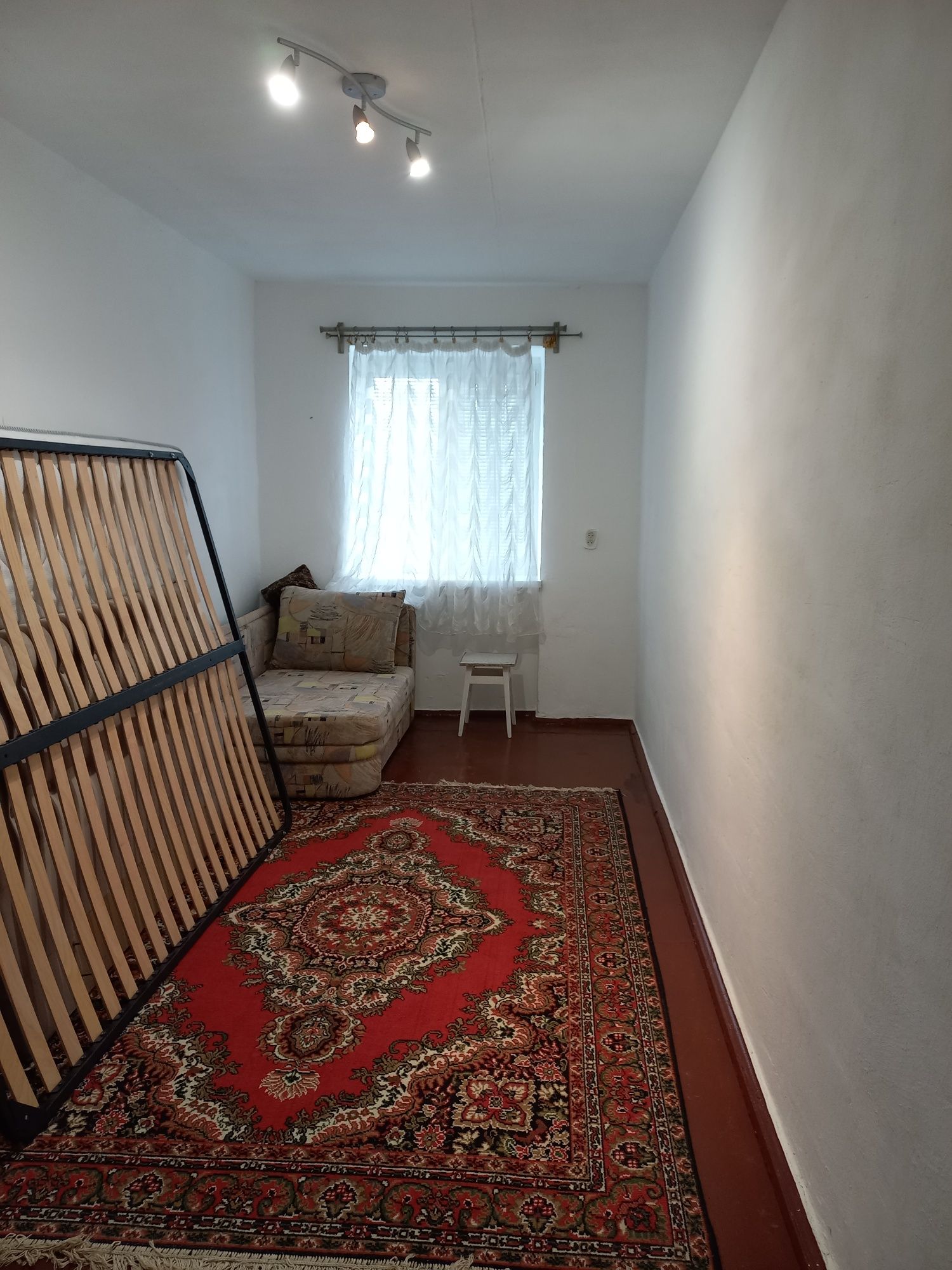 Продам квартиру на першому поверсі