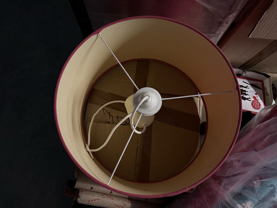 Abajur usado em bom estado