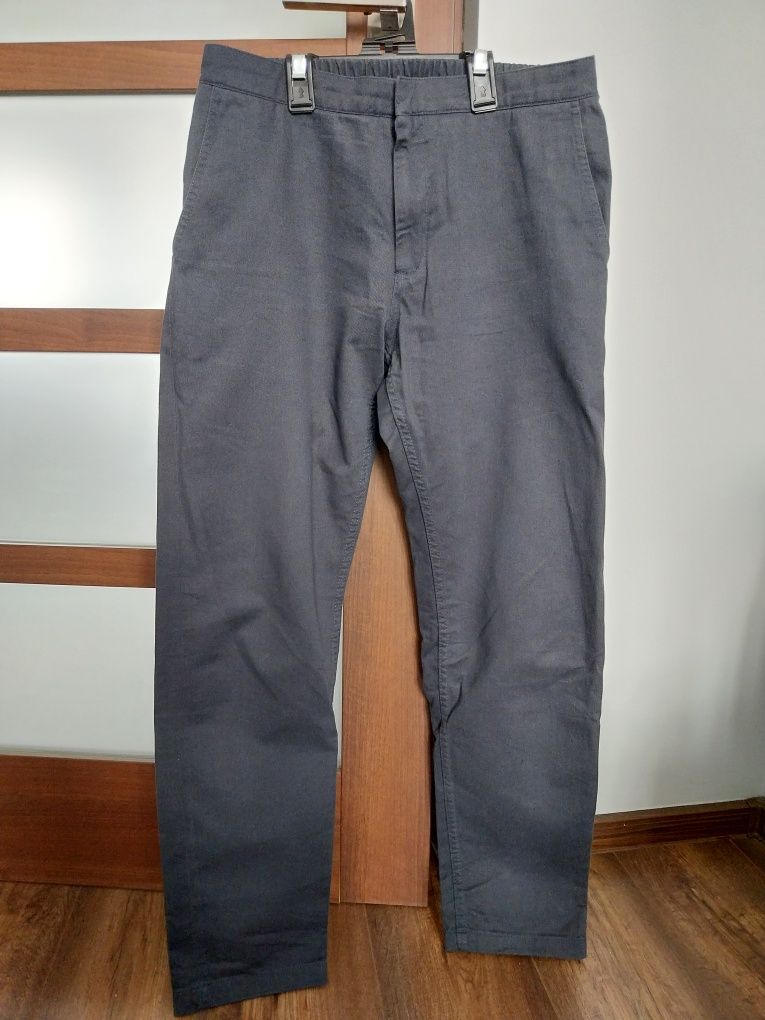 Spodnie chinosy z bawełny organicznej Vistula