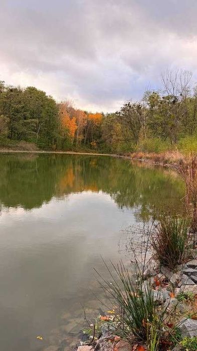 Земельна ділянка під котеджне містечко біля Києва! Власне озеро!