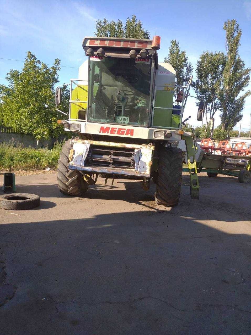 Комбайн Claas Mega 204