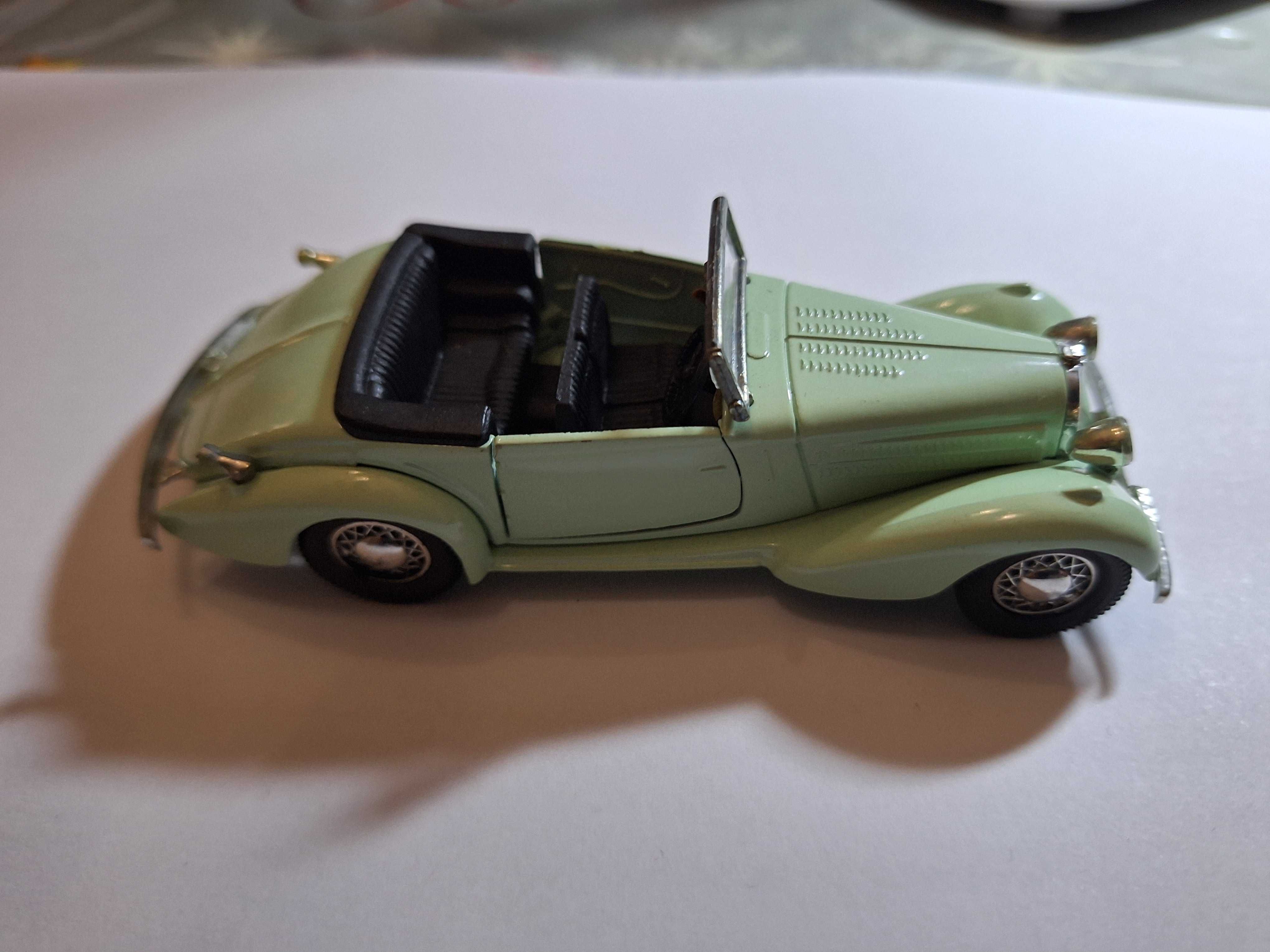 Miniatura escala 1:43