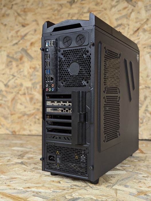 8-ми ядерний компютер для ігор та роботи, fx8350, rx580, ssd128gb,hdd