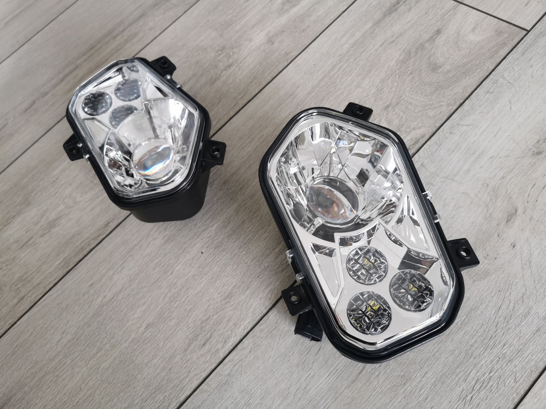 Polaris scrambler sportsman  lampa lampy reflektor przód reflektory