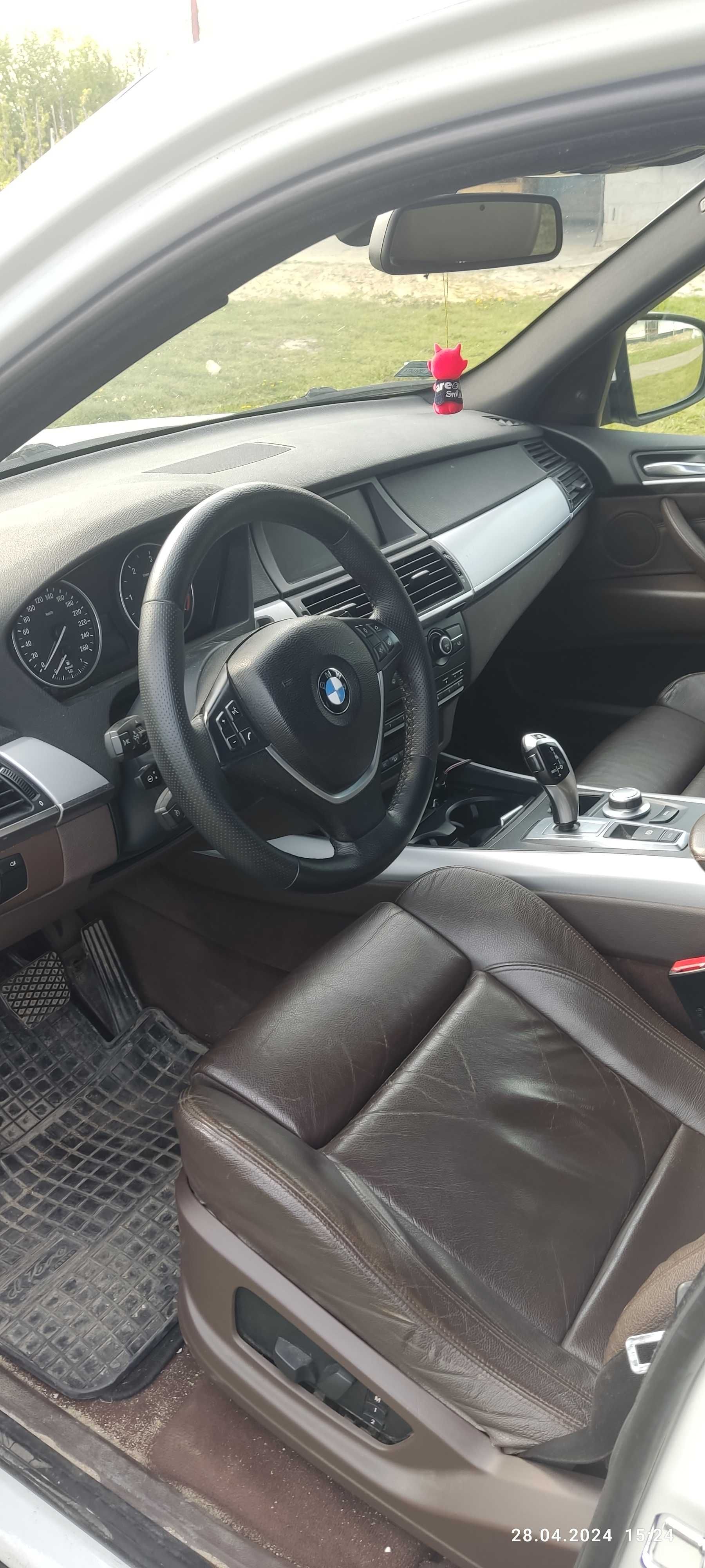 Sprzedam BMW X5 w Bardzo dobrym stanie