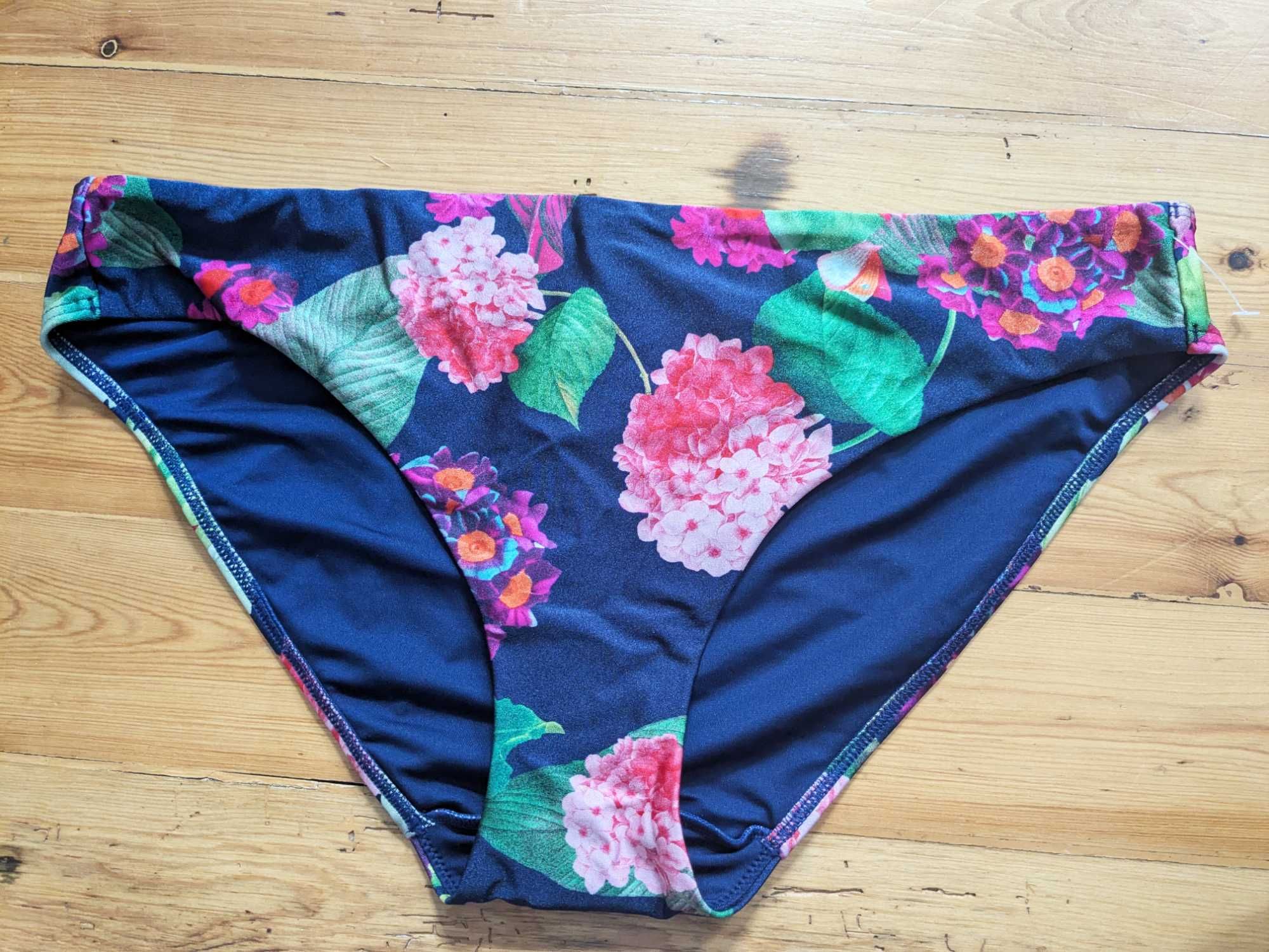 Next figi bikini w kwiaty rozm. 44