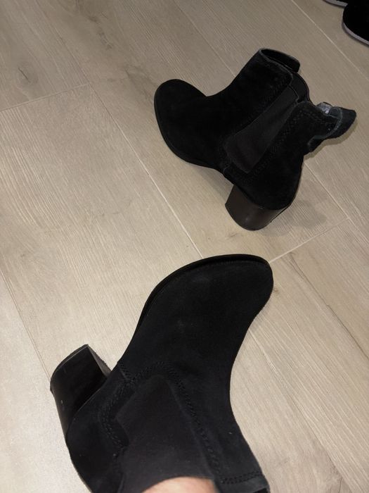 Ботінки, ботильйони на каблуку