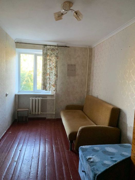 Оренда кімнати в гуртожитку вул Космонавтів