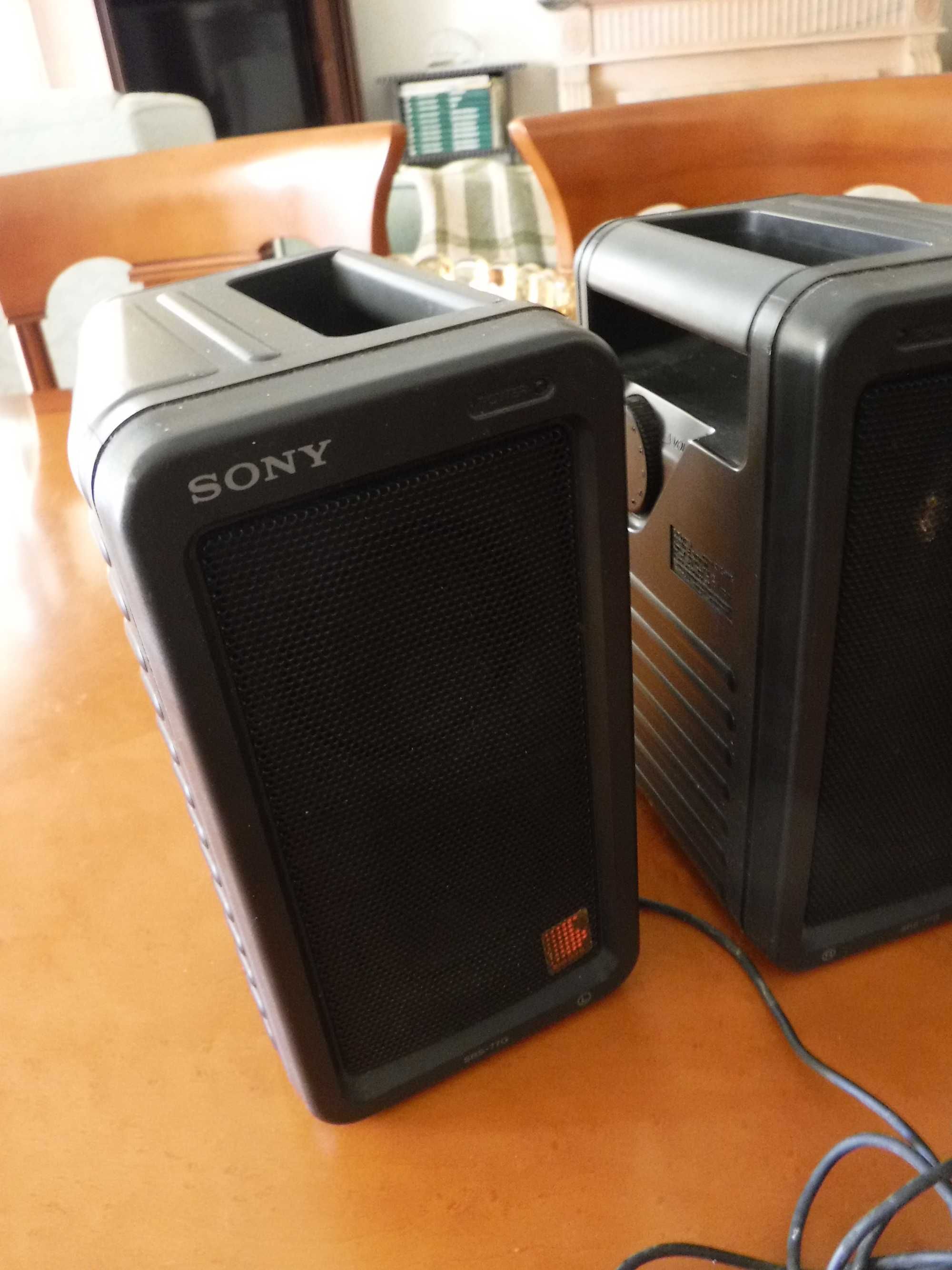 Coluna Sony SRS-77G da década de 1990