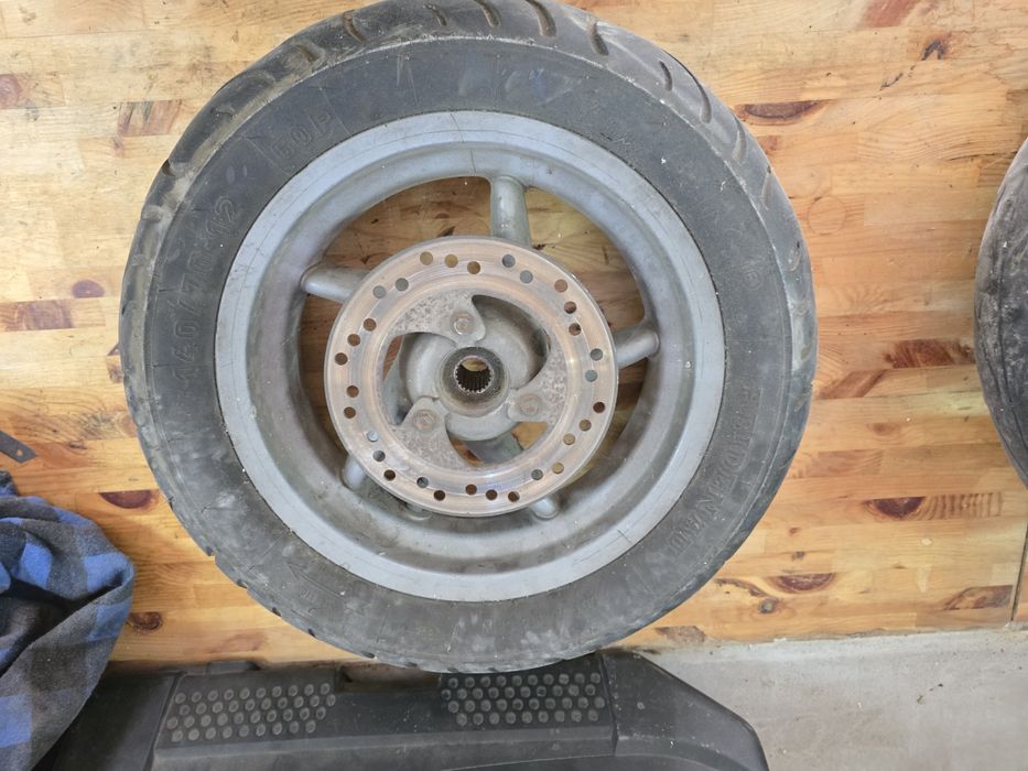 Koło tylnie Aprilia Leonardo 125