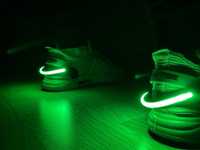 Luminous Shoe Clip (Світловий затискач для взуття)