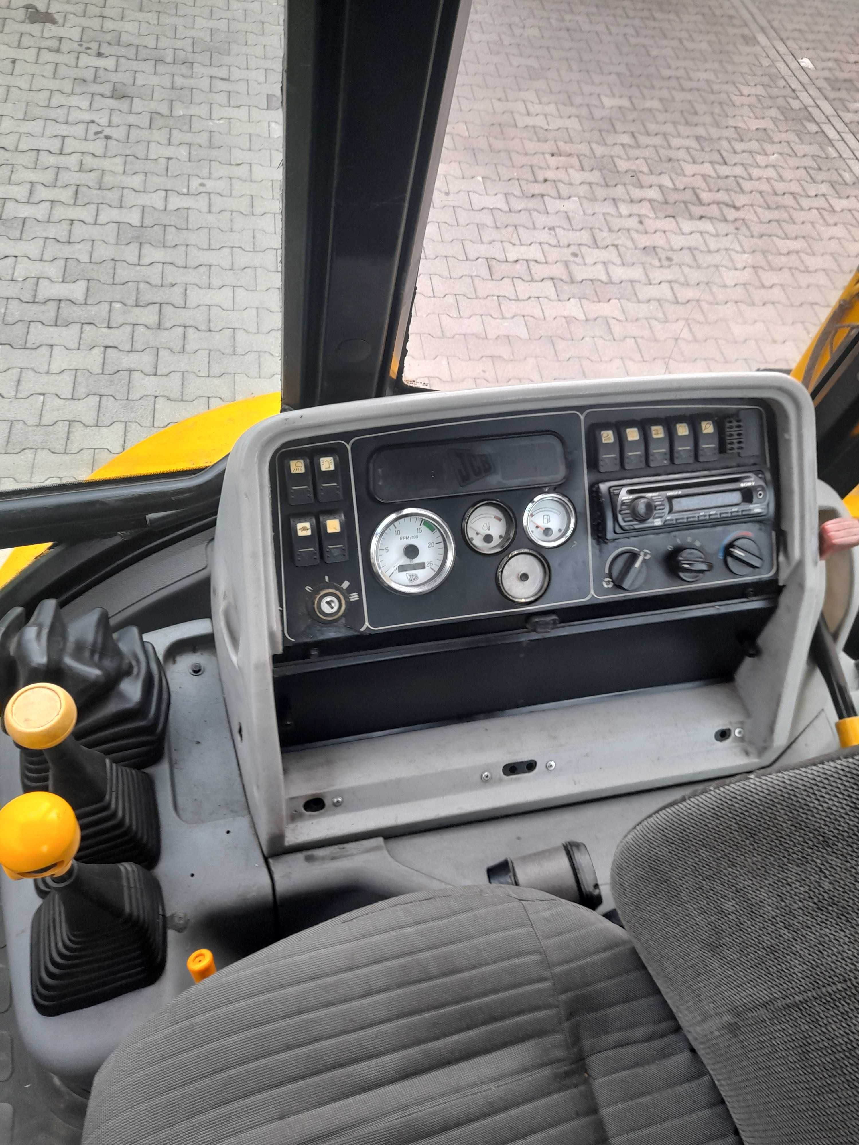 Sprzedam koparko-ładowarke JCB CX