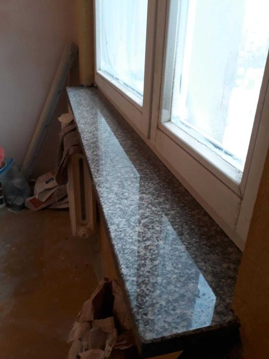 Parapety granitowe na wymiar, najniższe ceny, do 20km transport gratis