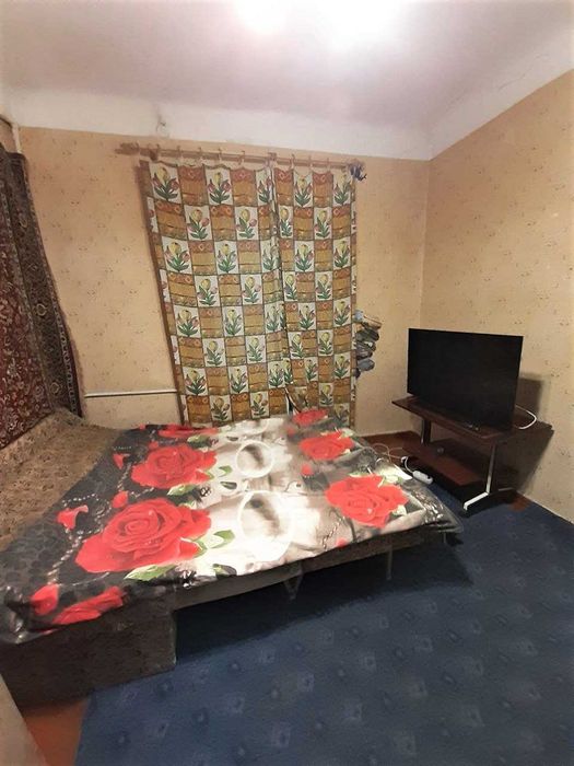 Пр.Науки, дом, двор с местом для авто, 8500 грн