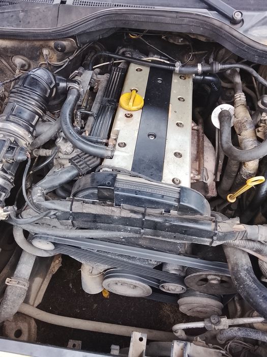 Опель Омега б 2.0