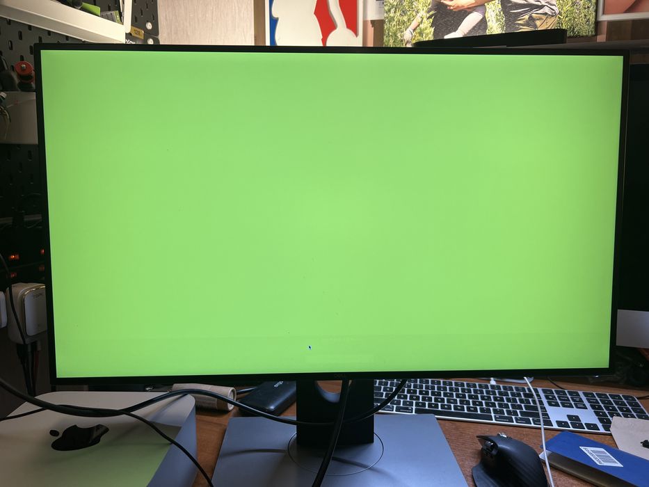 Продам монитор 4K DellU2718Q