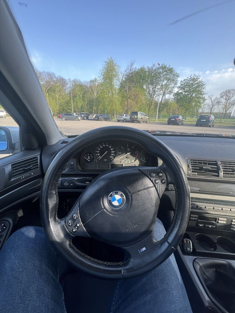 BMW E39 520d MT ТРЕМІНОВО (срочно)