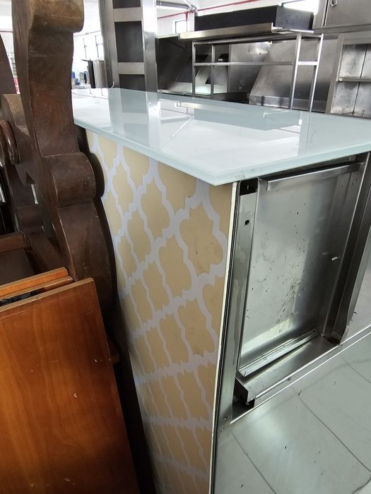 Cuba de lavagem com painel