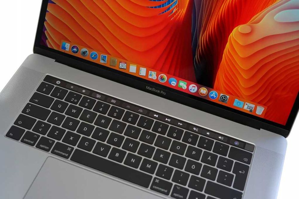 MacBook Pro A1707 i7-7920HQ 16G|1TB|RETINA|TOUCH