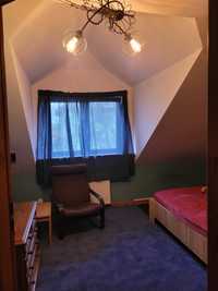 Pokój z podwójnym łóżkiem 160x200 w domu z ogrodem, kulturalnie,czysto