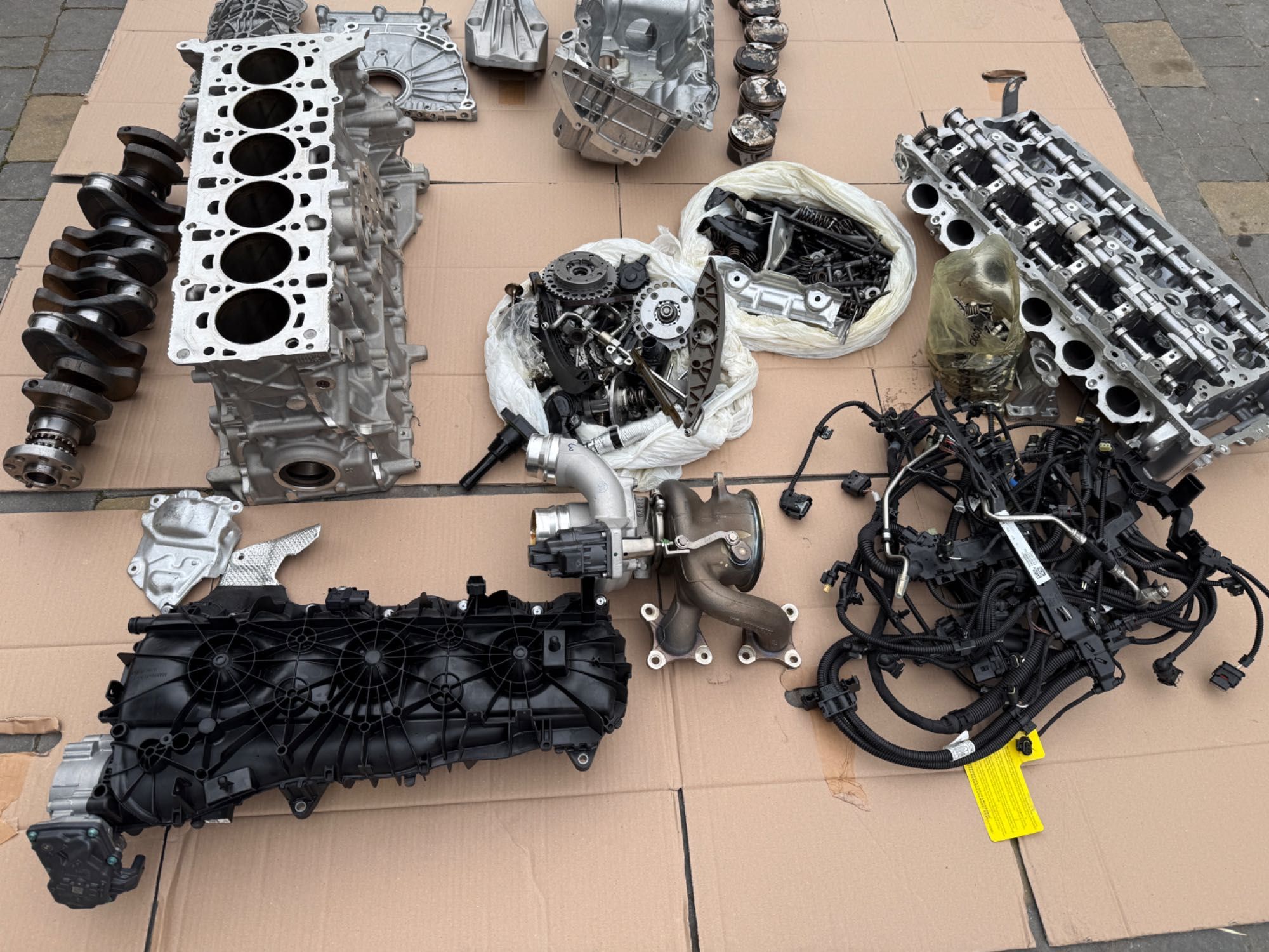 BMW B58 B58B30C G05 G06 G07 G11 блок навісне