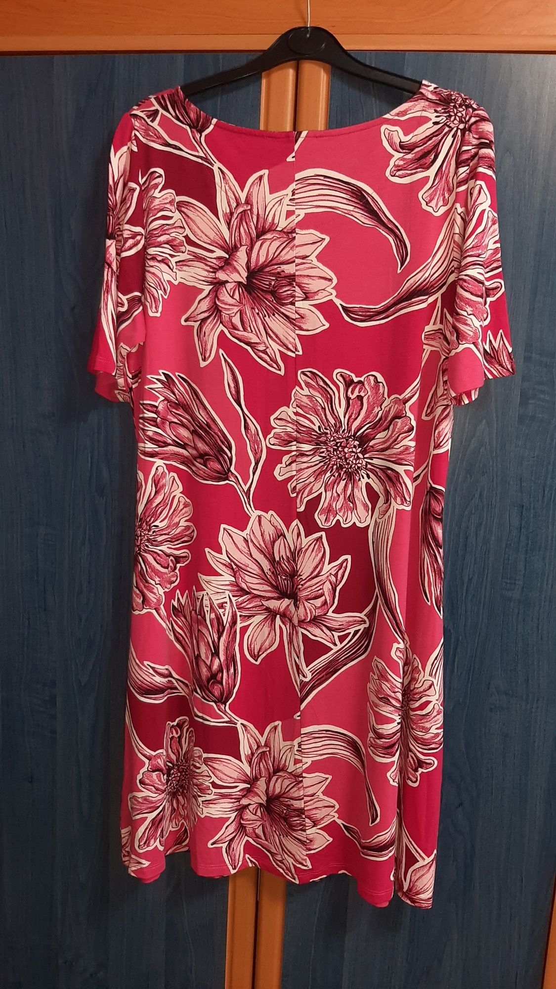Платье туника M&S размер 16/44/XXL/52 в состоянии нового