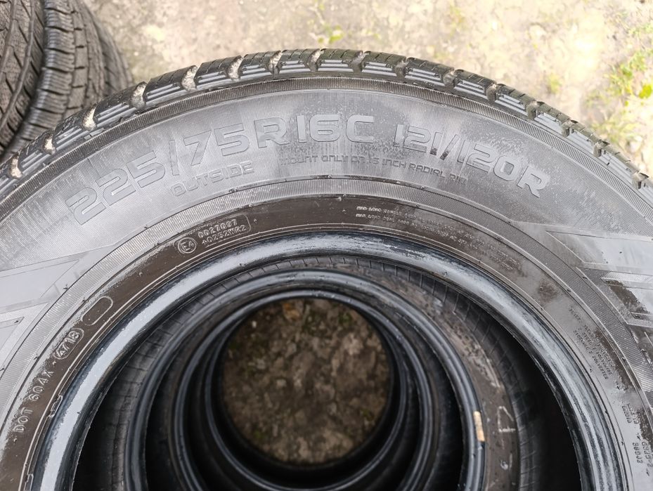 225/75/16с Нокіан